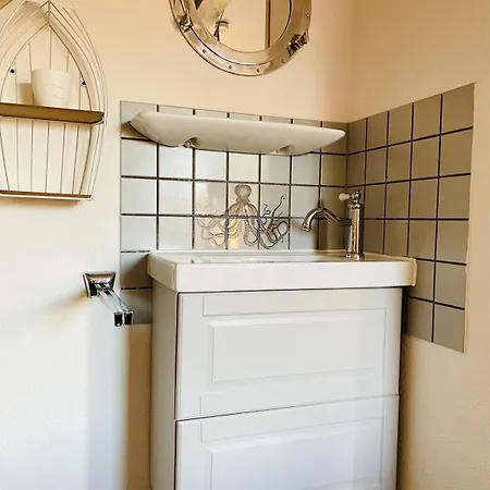 Bines Am Seepark Kirchheim, Hessen, Germany