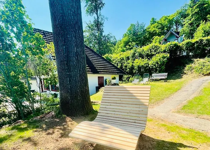 Nyaraló Bines Am Seepark Kirchheim, Hessen, Germany