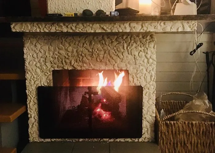 Nyaraló Bines Am Seepark Kirchheim, Hessen, Germany